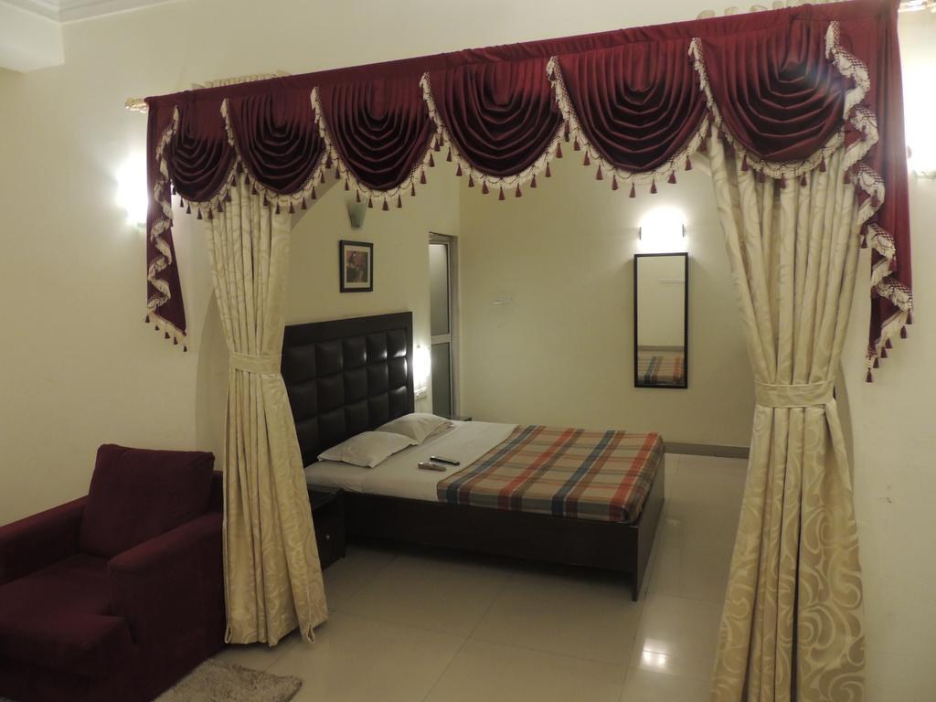 Ambica Residency Hotel Cuttack Ngoại thất bức ảnh